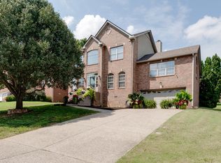 127 Coarsey Blvd, Hendersonville, TN 37075