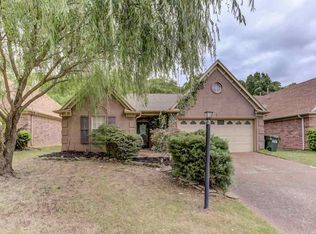 9922 Woodland Bend Dr, Arlington, TN 38002