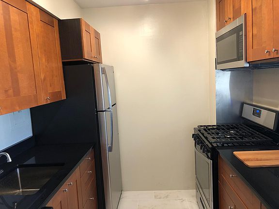Brand new gallery kitchen
