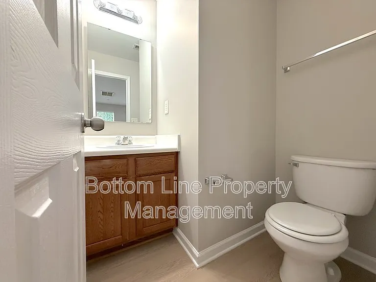 4918 Muskogee Dr — Photo 11