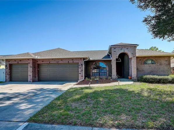 1418 Buckner Rd, Valrico, FL 33596