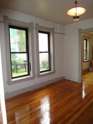 1st image of 1110 N California Ave APT 1R