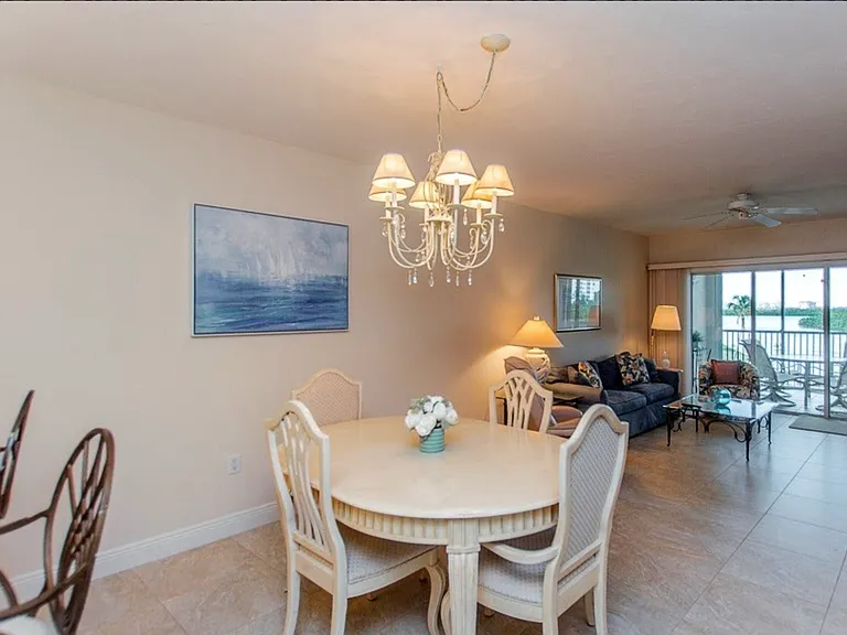 33 Bluebill Ave #304 — Photo 8