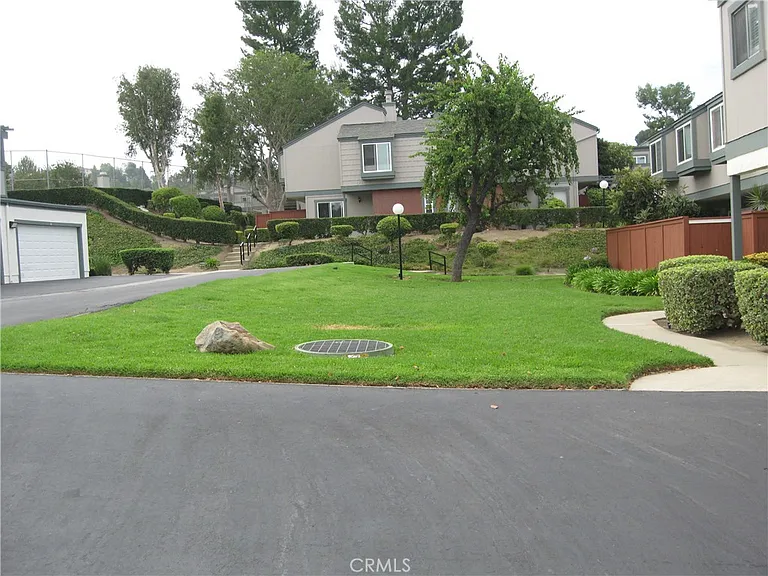 1110 Cleghorn Dr #G — Photo 14