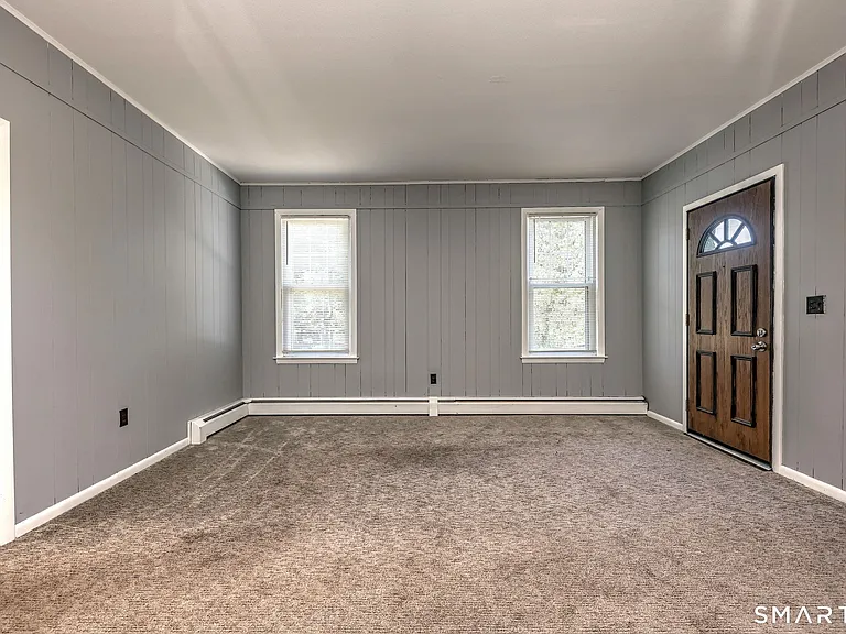 90 N Turnpike Rd #1 — Photo 10