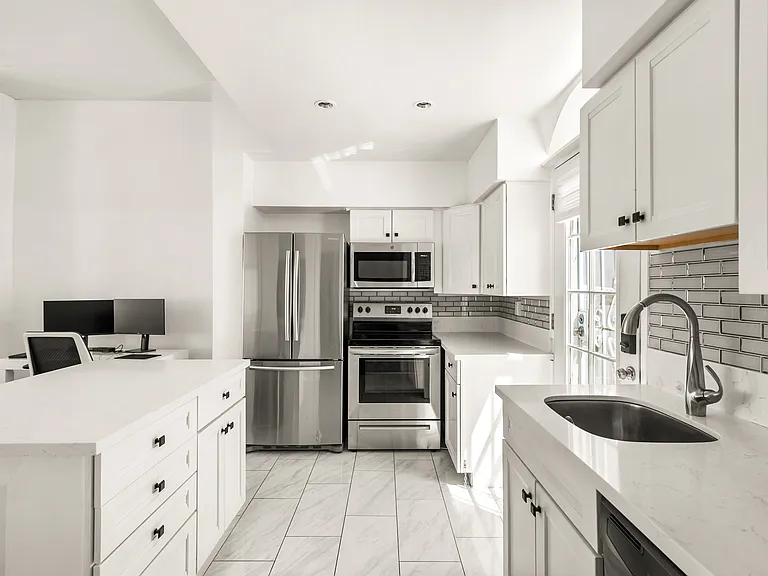 1295 Prospect St #C — Photo 5