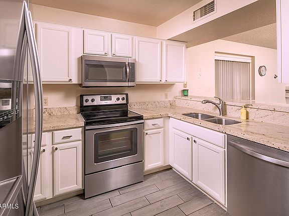 2nd image of 7040 W OLIVE Avenue #83