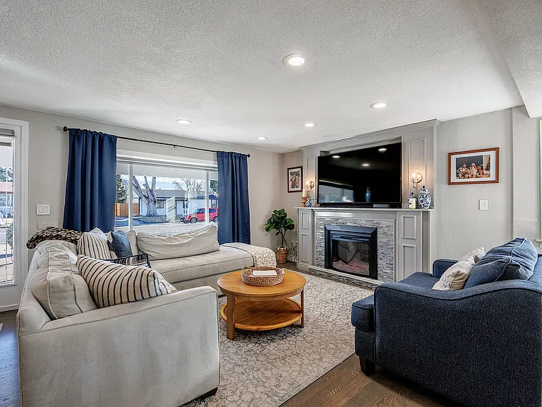 7211 Bryant St — Photo 3