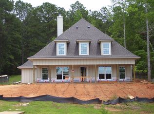 32 Madwind Ct, Jacksons Gap, AL 36861