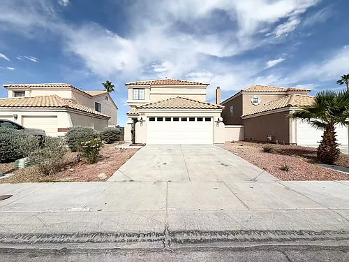 2316 Chapman Hill Dr Photo 1