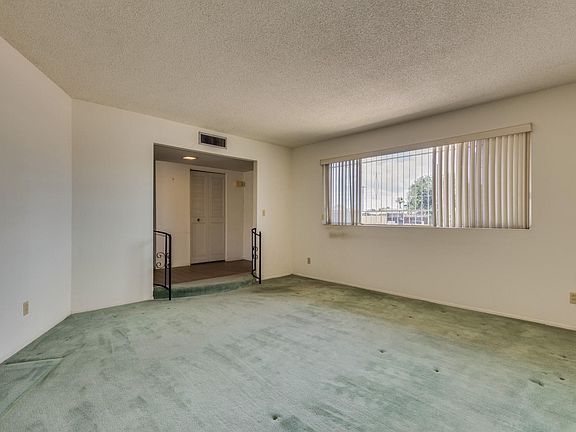 4th image of 4102 W Townley Ave