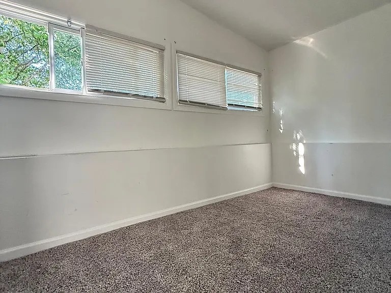 8018 Theota Ave — Photo 39