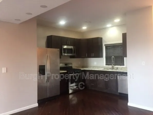 6 Regina St, Pittsburgh, PA 15203