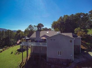 599 Oak Ridge Dr, Clyde, NC 28721