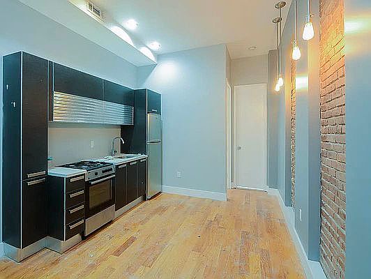 1st image of 321 Putnam Ave #3F
