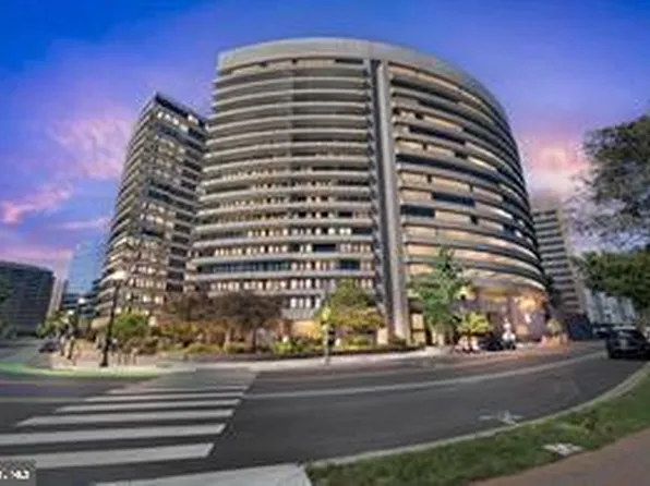 1200 Crystal Dr APT 514, Arlington, VA 22202