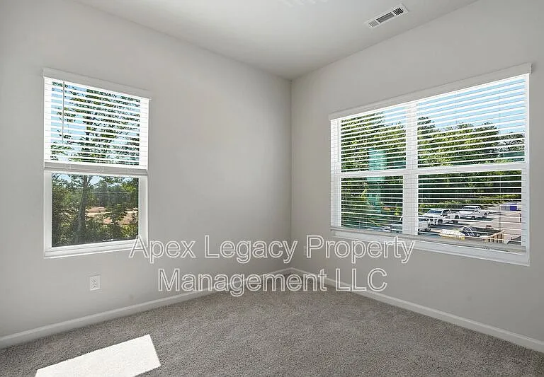 149 Blue Melody Ave — Photo 22