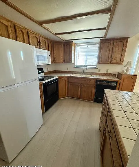 250 Anderson Rd — Photo 6