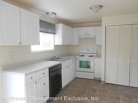 3rd image of 1013 NW 87th St