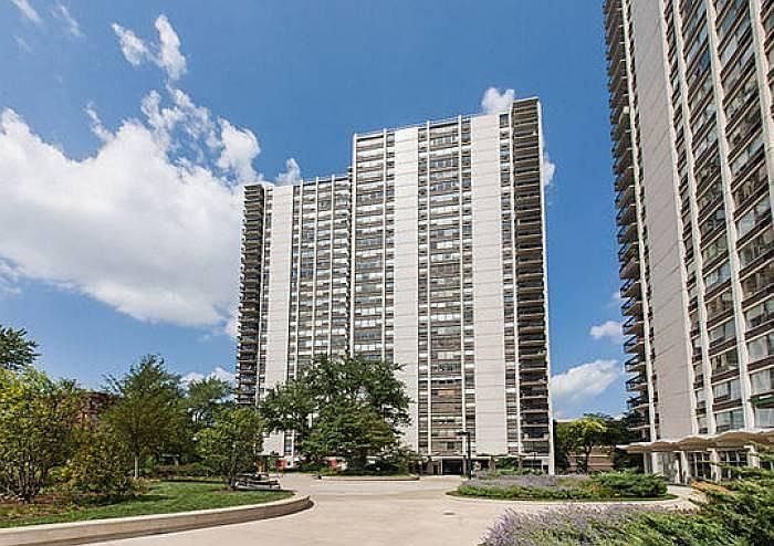 1st image of 1460 N Sandburg Ter APT 701