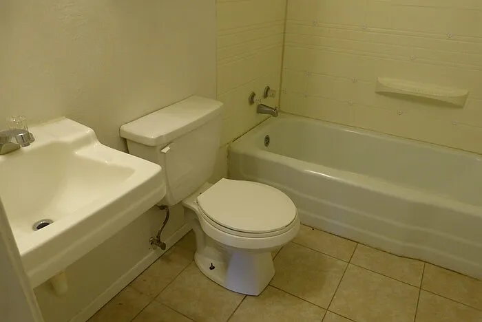 921 E Llano Estacado Blvd — Photo 13