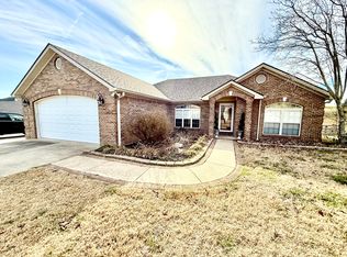 800 Hidden Loop Dr, Somerset, KY 42503