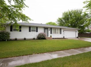 3005 7 1/2 Ave N, Fargo, ND 58102