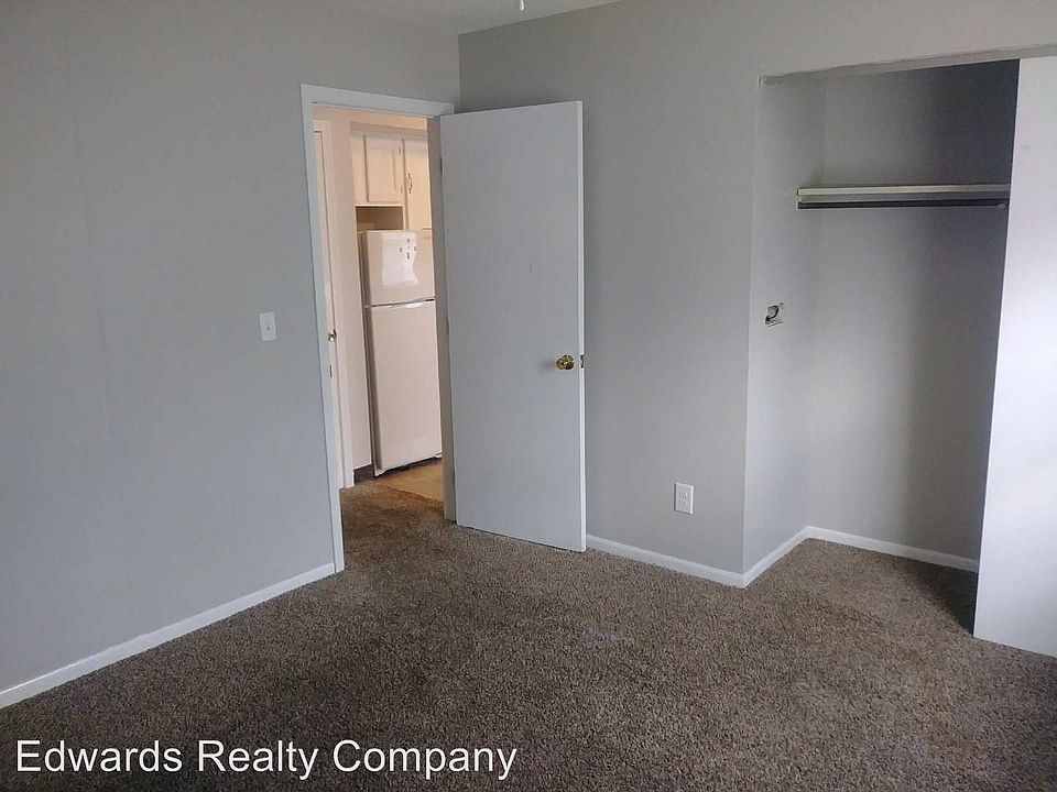 1st image of 575 Irving Wick Dr E APT I