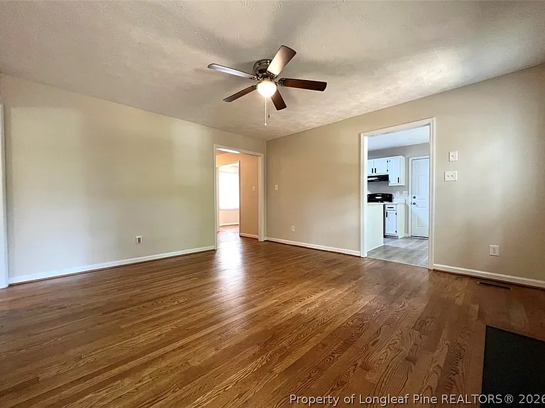 715 Ashburton Dr — Photo 10