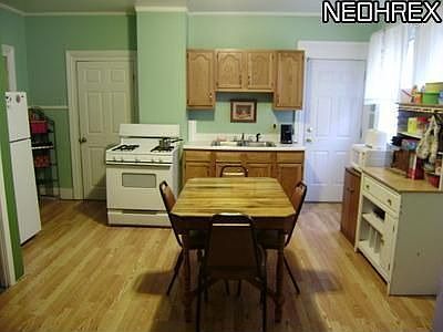 3rd image of 1583 E 43rd St