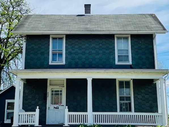 572 Hollywell Ave, Chambersburg, PA 17201