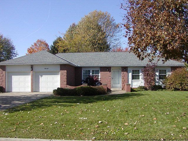 1st image of 58 Renfrew Dr