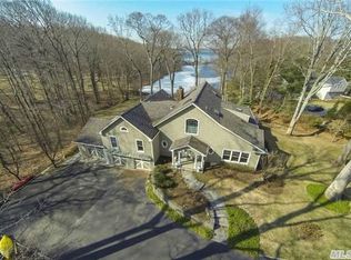 17 Mallard Dr, Lloyd Harbor, NY 11743