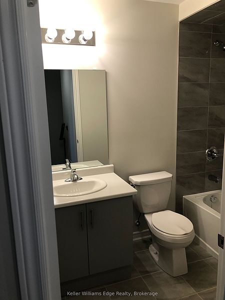 Hamilton Townhouse for rent - 3 Bedrooms — photo 11