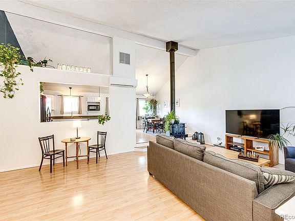 5th image of 2924 W Bryant Circle