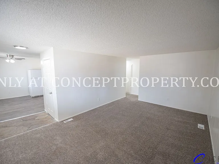 Murray Place — Photo 37