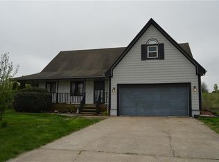 609 E Hubach Hill Rd, Raymore, MO 64083