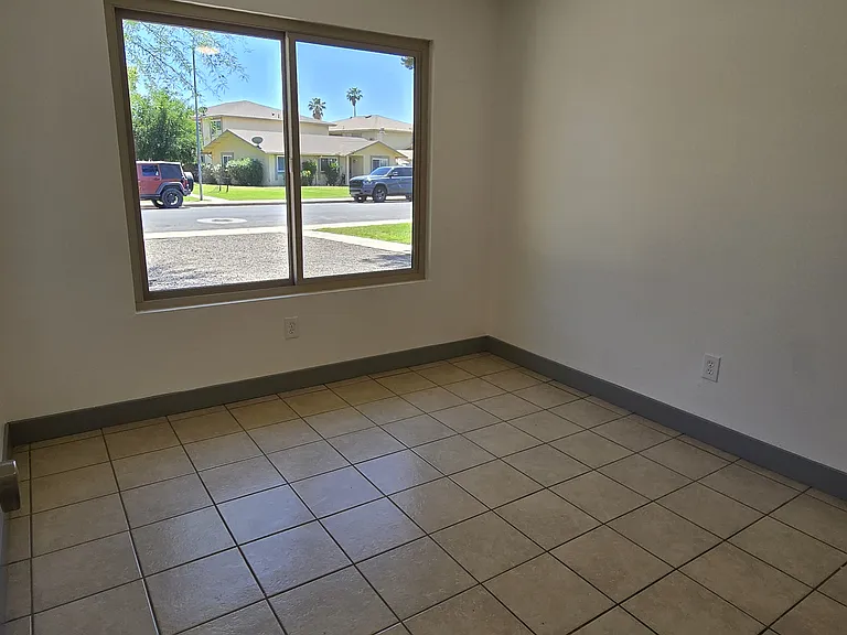 8130 N 33rd Dr #1 — Photo 18