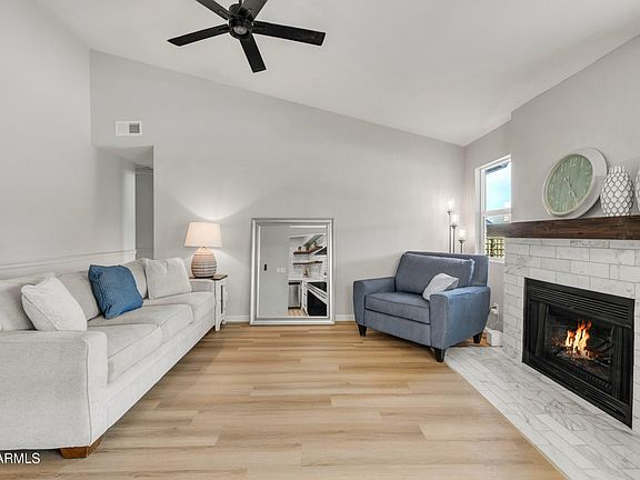 4th image of 2329 E FOLLEY Street