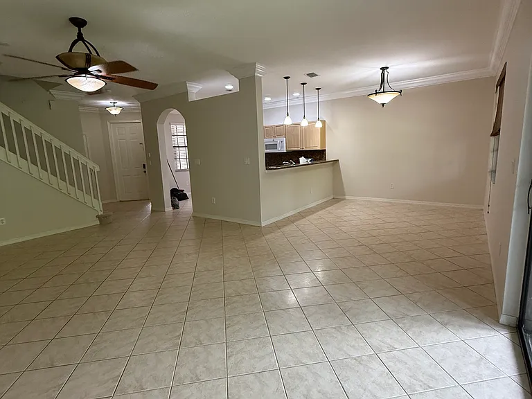 14681 Sutherland Ave — Photo 7