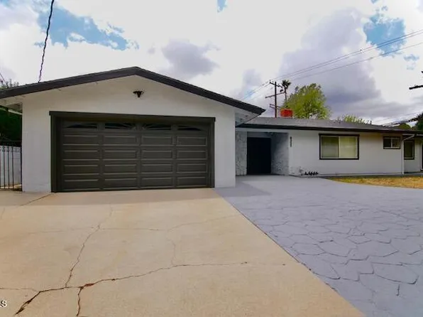 9355 Creemore Dr, Tujunga, CA 91042