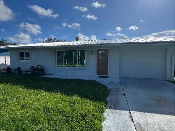 5778 SE Pine Ave, Stuart, FL 34997