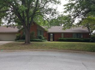 2335 NE Village Dr, Lawton, OK 73507