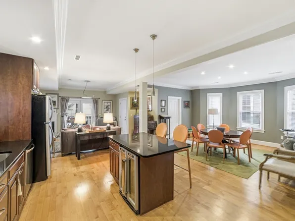 5 Mount Vernon St #2, Dorchester, MA 02125
