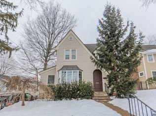 351 Herrick Ave, Teaneck, NJ 07666