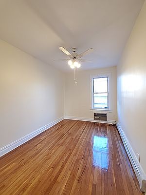 2nd image of 14-31 31st Dr #3F