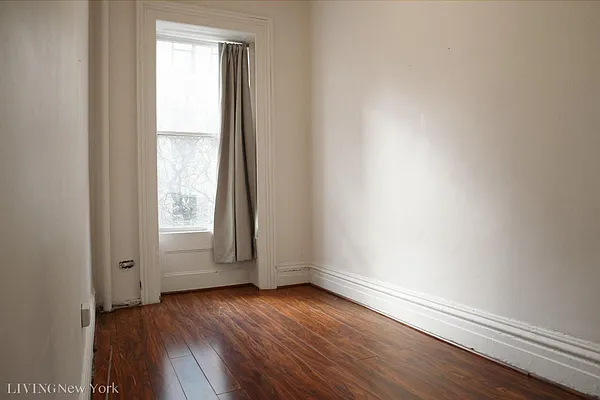 Rented by Living New York | media 10