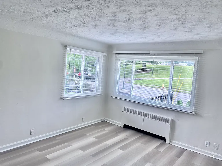 2422 Quatman Ave #1 — Photo 9