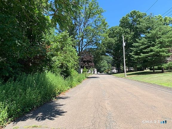 4th image of 148 Kennedy Drive