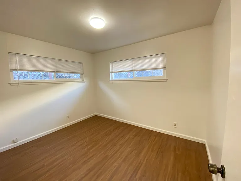 341 Higdon Ave — Photo 10
